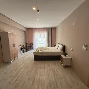 Sakura Ostello