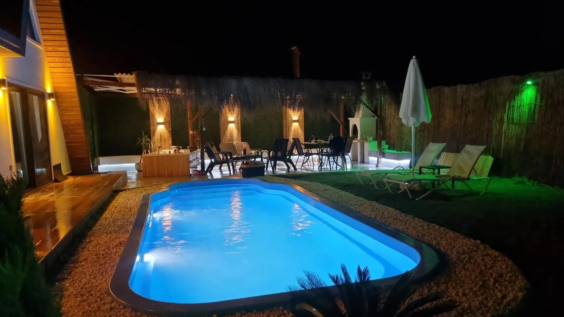 Villa Guenes Φετιγιέ